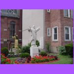 Statue 3.jpg